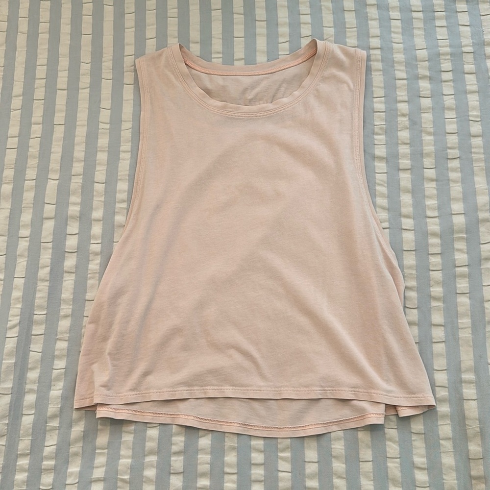 Lululemon Cut Back Tank light pink size 8